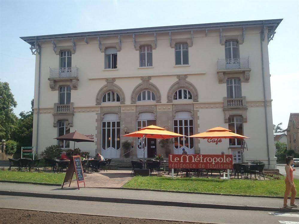 Hotels&Résidences - Le Metropole Luxeuil-les-Bains Exterior foto